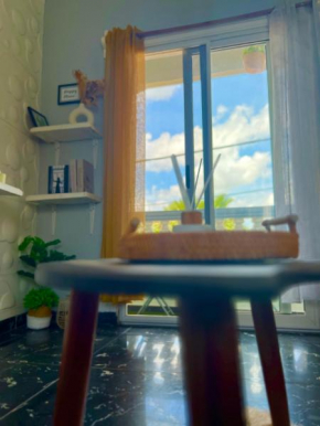Bel appartement avec petit balcon sympa